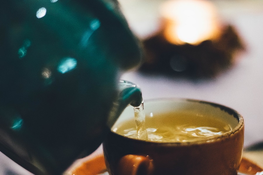 Τσάι με το θαυματουργό τζίντζερ: Πώς θα το φτιάξεις